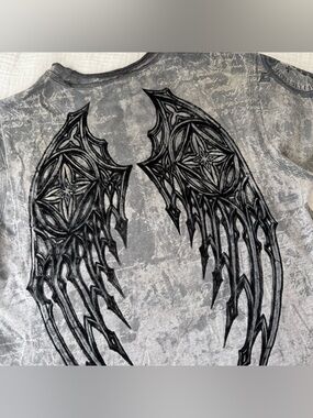 Affliction reversible graphic tshirt men’s L skull cross wings biker Y2K